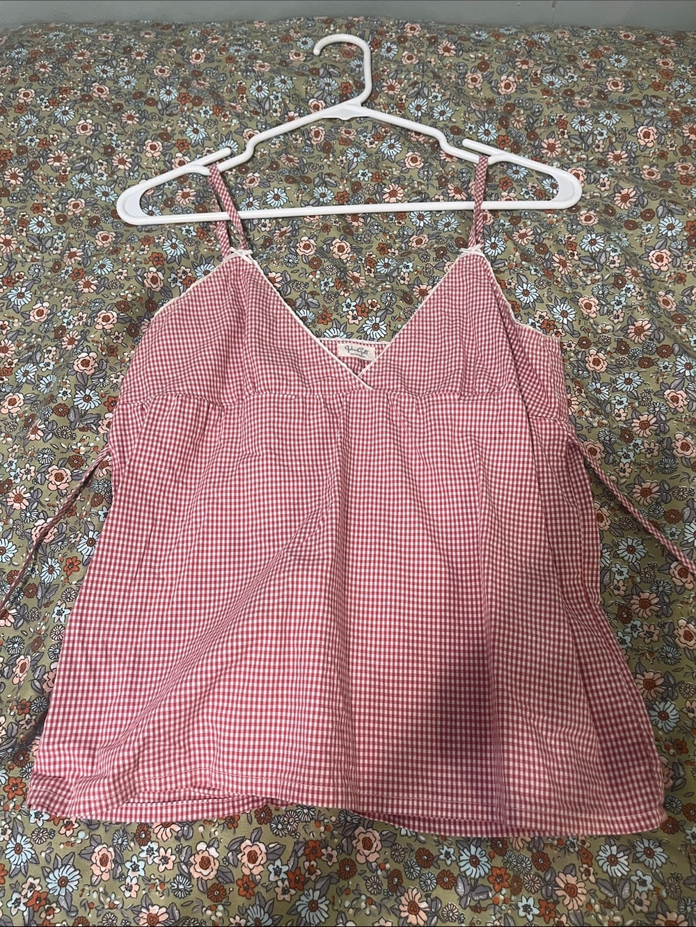 Brandy Melville Red Gingham Spaghetti-Strap Camisole
